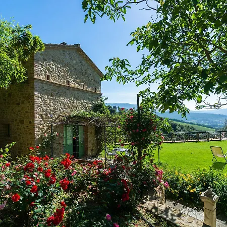 Vintage Farmhouse In With Swimming Pool